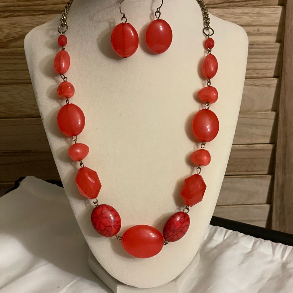 Elegant Red Beaded Necklace and Earring Set